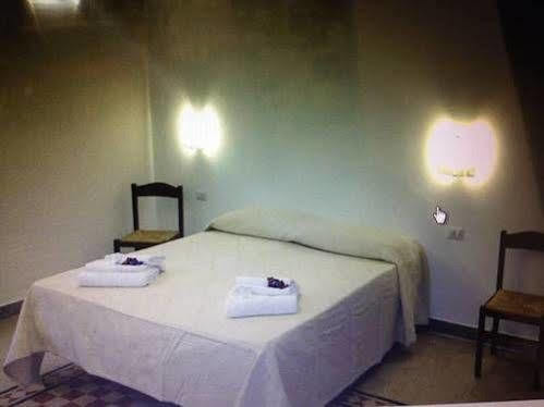 Casa Rosy 3*